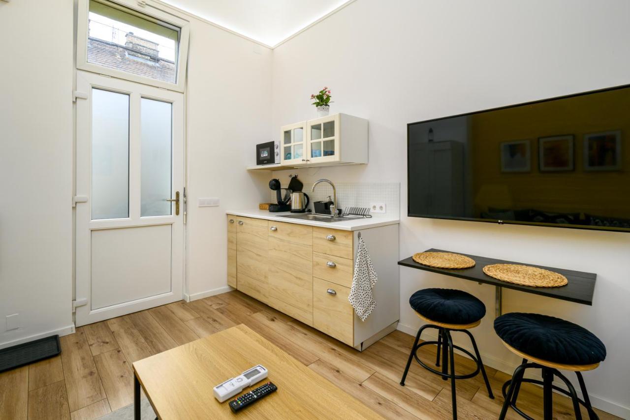 Stylish Yellow Suite In The Heart Of Budapešť Exteriér fotografie